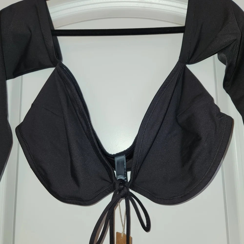 NWT Skims Onyx Long Sleeve Bikini Top Size XL Sweetheart Neckline Front Tie